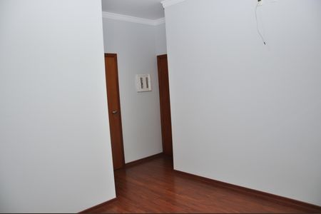Casa de condomínio para alugar com 220m², 4 quartos e 4 vagas Casa de condomínio para alugar com 220m², 4 quartos e 4 vagasQuarto 1