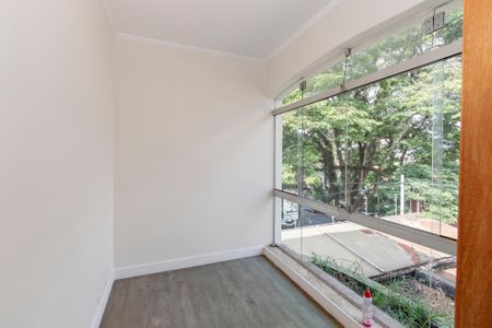 Casa à venda com 252m², 4 quartos e 2 vagasVaranda da Suíte