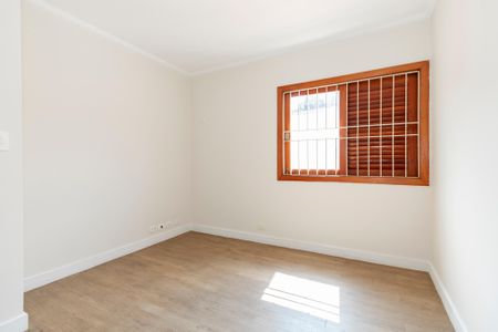 Casa à venda com 252m², 4 quartos e 2 vagasQuarto 1