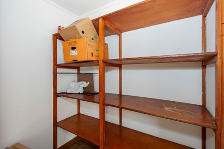 Casa à venda com 252m², 4 quartos e 2 vagasDespensa 