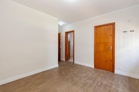 Casa à venda com 252m², 4 quartos e 2 vagasSuíte