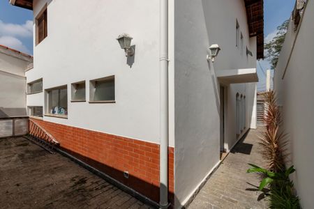 Casa à venda com 252m², 4 quartos e 2 vagasQuintal