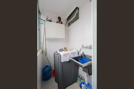 Apartamento à venda com 48m², 2 quartos e 1 vaga Apartamento à venda com 48m², 2 quartos e 1 vagaÁrea de serviço