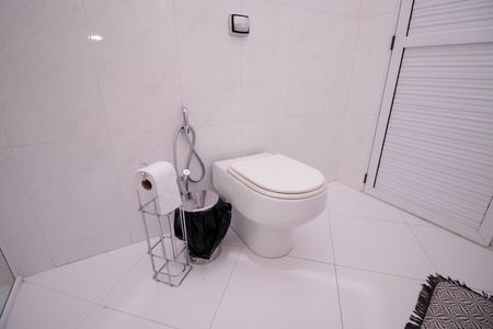Casa para alugar com 212m², 4 quartos e 4 vagas Casa para alugar com 212m², 4 quartos e 4 vagasBanheiro 2