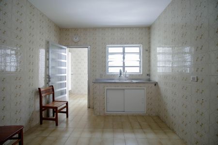 Casa para alugar com 212m², 4 quartos e 4 vagas Casa para alugar com 212m², 4 quartos e 4 vagasCozinha