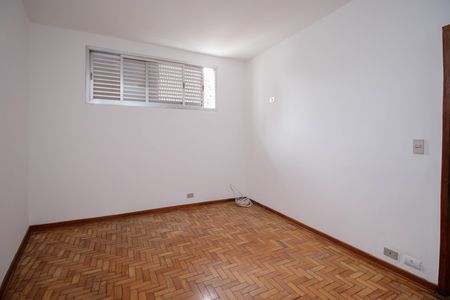 Casa para alugar com 212m², 4 quartos e 4 vagas Casa para alugar com 212m², 4 quartos e 4 vagasQuarto 3
