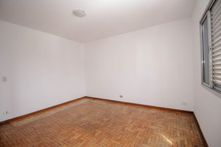 Casa para alugar com 212m², 4 quartos e 4 vagas Casa para alugar com 212m², 4 quartos e 4 vagasQuarto 1