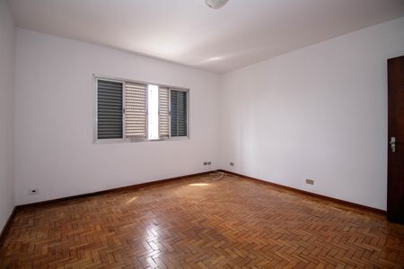 Casa para alugar com 212m², 4 quartos e 4 vagas Casa para alugar com 212m², 4 quartos e 4 vagasQuarto 1