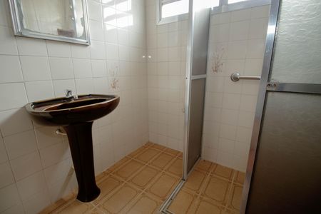 Casa para alugar com 212m², 4 quartos e 4 vagas Casa para alugar com 212m², 4 quartos e 4 vagasBanheiro