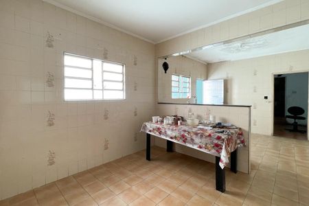 Casa à venda com 200m², 3 quartos e 4 vagasCopa