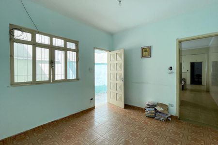 Casa à venda com 200m², 3 quartos e 4 vagasSala