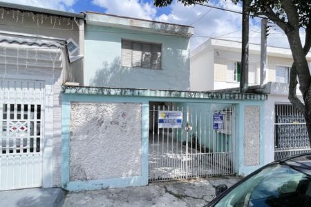 Casa à venda com 200m², 3 quartos e 4 vagasFachada