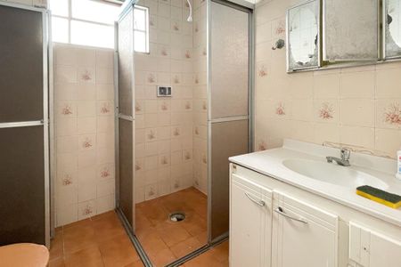 Casa à venda com 200m², 3 quartos e 4 vagasBanheiro Social