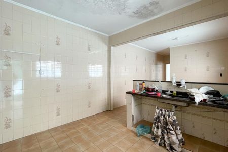 Casa à venda com 200m², 3 quartos e 4 vagasBanheiro Social