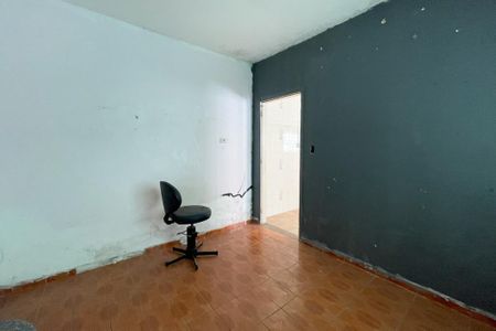 Casa à venda com 200m², 3 quartos e 4 vagasQuarto de Serviço