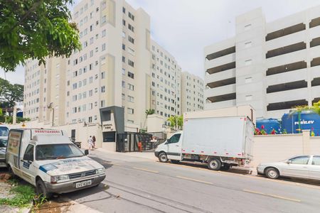 Apartamento para alugar com 42m², 2 quartos e 1 vaga Apartamento para alugar com 42m², 2 quartos e 1 vagaFachada