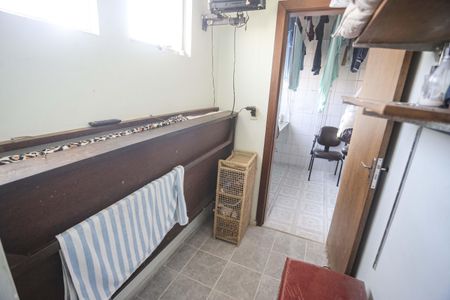 Apartamento à venda com 265m², 4 quartos e 4 vagas Apartamento à venda com 265m², 4 quartos e 4 vagasCozinha