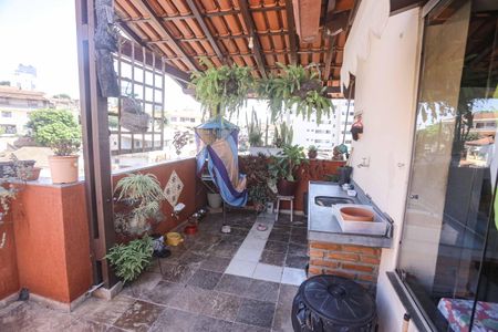 Apartamento à venda com 265m², 4 quartos e 4 vagas Apartamento à venda com 265m², 4 quartos e 4 vagasÁrea Gourmet