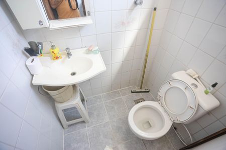 Apartamento à venda com 265m², 4 quartos e 4 vagas Apartamento à venda com 265m², 4 quartos e 4 vagasBanheiro de Serviço