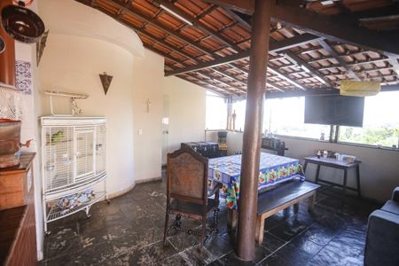 Apartamento à venda com 265m², 4 quartos e 4 vagas Apartamento à venda com 265m², 4 quartos e 4 vagasÁrea Gourmet