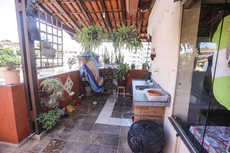 Apartamento à venda com 265m², 4 quartos e 4 vagas Apartamento à venda com 265m², 4 quartos e 4 vagasÁrea Gourmet