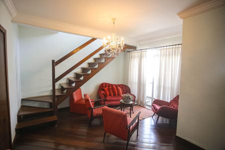 Apartamento à venda com 265m², 4 quartos e 4 vagas Apartamento à venda com 265m², 4 quartos e 4 vagasSala