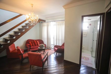 Apartamento à venda com 265m², 4 quartos e 4 vagas Apartamento à venda com 265m², 4 quartos e 4 vagasSala