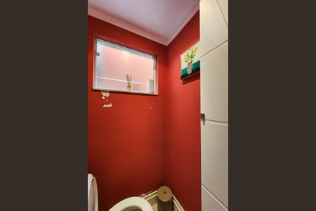 Casa à venda com 193m², 3 quartos e 4 vagasLavabo