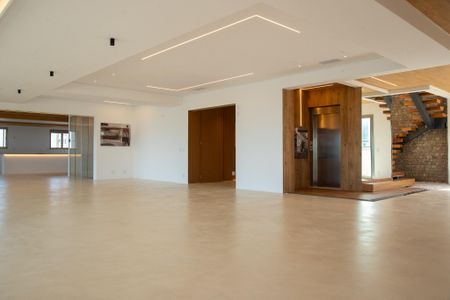 Apartamento à venda com 838m², 5 quartos e 7 vagas Apartamento à venda com 838m², 5 quartos e 7 vagasSala