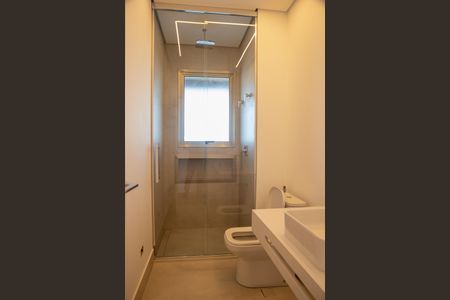 Apartamento à venda com 838m², 5 quartos e 7 vagas Apartamento à venda com 838m², 5 quartos e 7 vagasBanheiro da Suíte 4