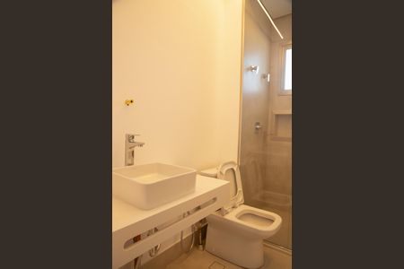 Apartamento à venda com 838m², 5 quartos e 7 vagas Apartamento à venda com 838m², 5 quartos e 7 vagasBanheiro da Suíte 5