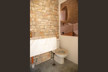 Apartamento à venda com 838m², 5 quartos e 7 vagas Apartamento à venda com 838m², 5 quartos e 7 vagasLavabo