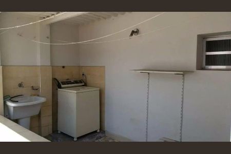 Casa à venda com 2 quartos, 140m² em Vila Guarani, São Paulo