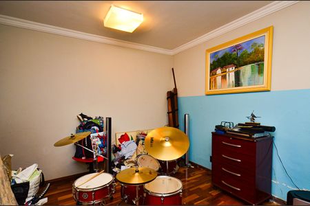 Casa para alugar com 300m², 5 quartos e 2 vagas Casa para alugar com 300m², 5 quartos e 2 vagasQuarto2 casa1