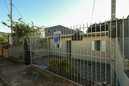 Casa para alugar com 80m², 3 quartos e sem vaga Casa para alugar com 80m², 3 quartos e sem vagaFachada