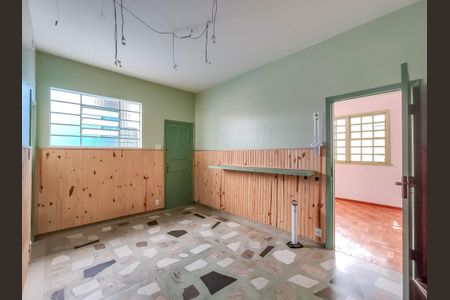 Casa à venda com 180m², 3 quartos e 1 vaga Casa à venda com 180m², 3 quartos e 1 vagaCopa