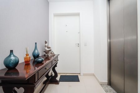 Apartamento à venda com 128m², 3 quartos e 2 vagasHall Social