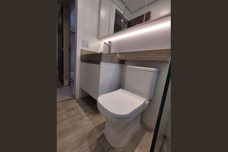 Apartamento à venda com 145m², 3 quartos e 2 vagas Apartamento à venda com 145m², 3 quartos e 2 vagasBanheiro da Suíte