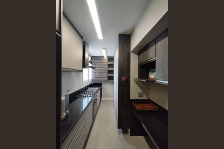 Apartamento à venda com 145m², 3 quartos e 2 vagas Apartamento à venda com 145m², 3 quartos e 2 vagasCozinha - Armários