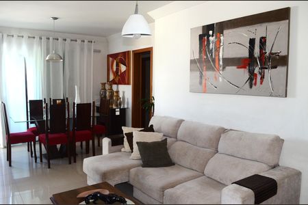 Apartamento para alugar com 103m², 3 quartos e 3 vagasSala