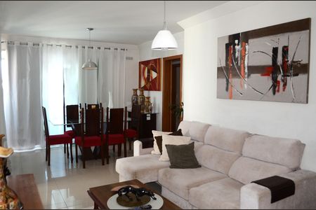 Apartamento para alugar com 103m², 3 quartos e 3 vagasSala