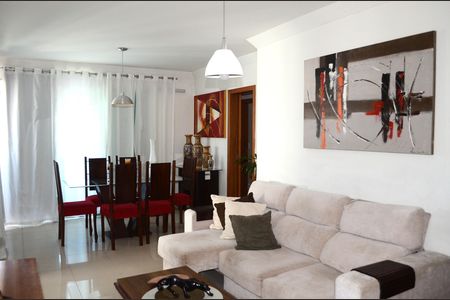 Apartamento para alugar com 103m², 3 quartos e 3 vagasSala