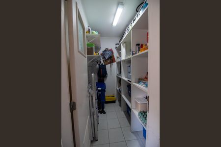 Apartamento à venda com 107m², 3 quartos e 2 vagasDespensa