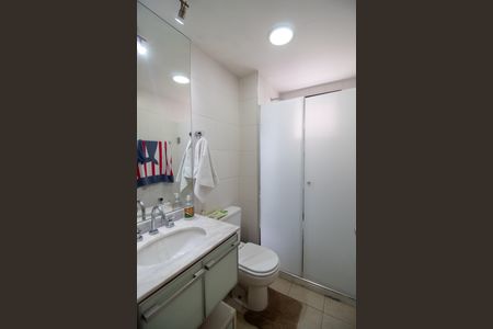 Apartamento à venda com 107m², 3 quartos e 2 vagasBanheiro