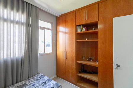 Apartamento à venda com 110m², 4 quartos e 3 vagasQuarto 1