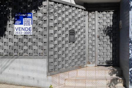 Apartamento à venda com 110m², 4 quartos e 3 vagasFachada e Placa