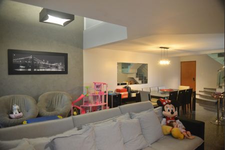 Apartamento à venda com 169m², 2 quartos e 3 vagasSala