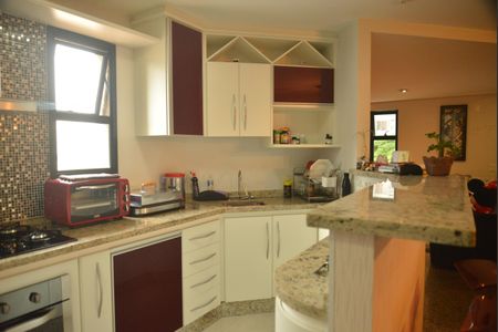 Apartamento à venda com 169m², 2 quartos e 3 vagasCozinha