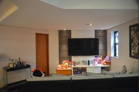 Apartamento à venda com 169m², 2 quartos e 3 vagasSala