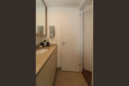 Apartamento à venda com 100m², 2 quartos e 2 vagasBanheiro da Suíte 1